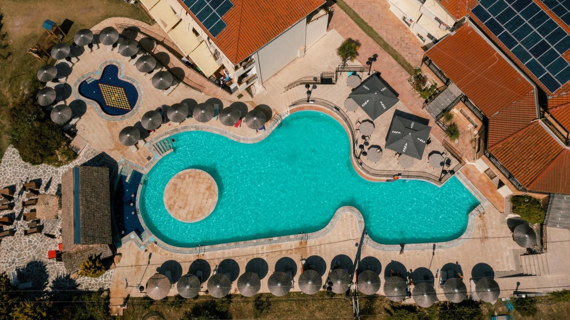 Hotel Makednos Nikiti  Exterior photo